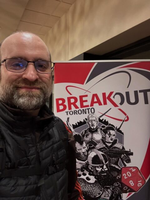 Many exciting moments running events for 99 Balloons and Saboteur at @breakoutcon! What a fun mix of colours, balloons, pick axes and sabotage! #tournament #boardgametournament #cardgamesarefun